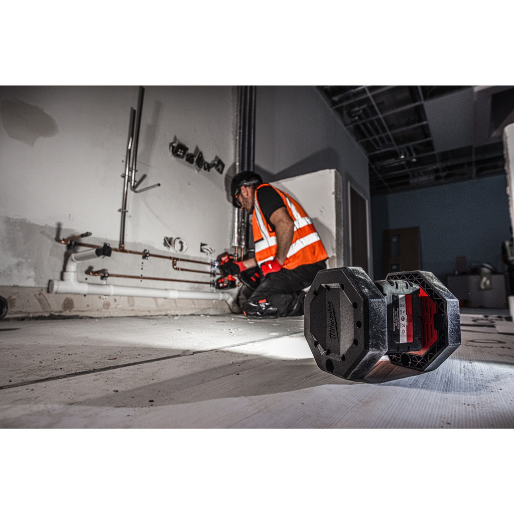 M18™_Lampa_LED_do_oświetlania_powierzchni_Milwaukee_M18_AL-0_6