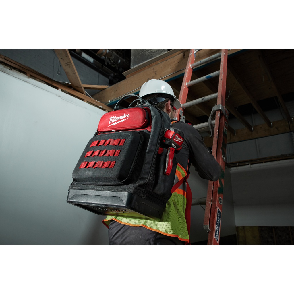 Plecak_Premium_wzmacniany_Milwaukee_Ultimate_Jobsite_Backpack_-_1pc_2