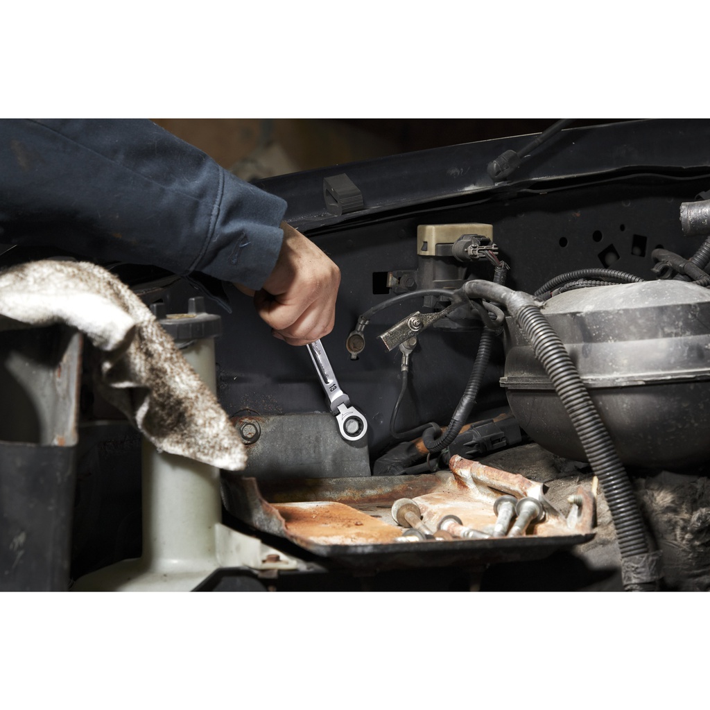 Zestaw_kluczy_płasko-oczkowych_MAXBITE™_z_ruchomą_główką_grzechotki_Milwaukee_7pc_Maxbite_Flex_Head_Spanner_Set_1