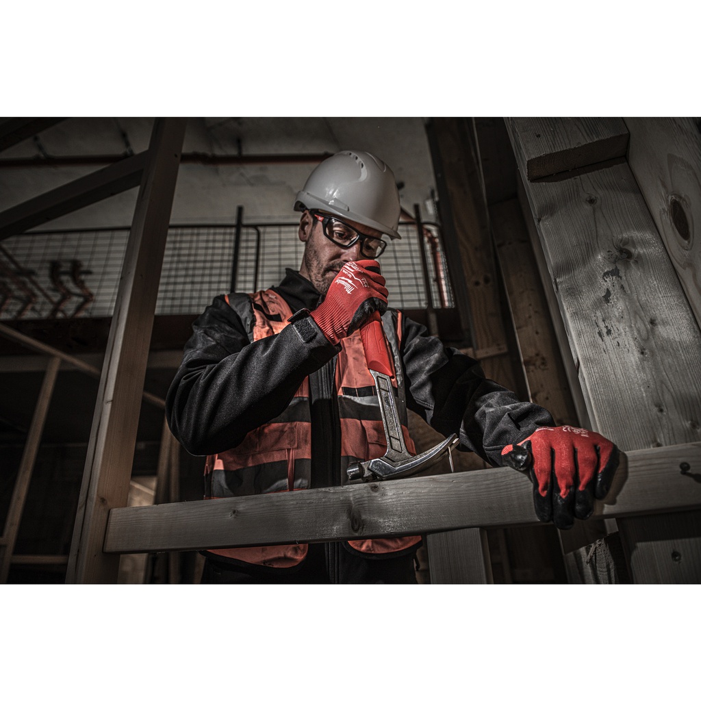 Młotek_ciesielski_z_trzonkiem_stalowym,_pazur_zakrzywiony_Milwaukee_Steel_Curved_Claw_Hammer_20oz_/_570g_5