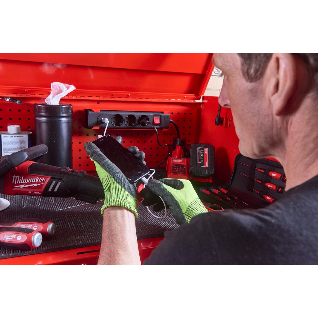 Wózek_narzędziowy_117cm_/_46″_na_kółkach_z_10_szufladami_Milwaukee_SRC46-1_20