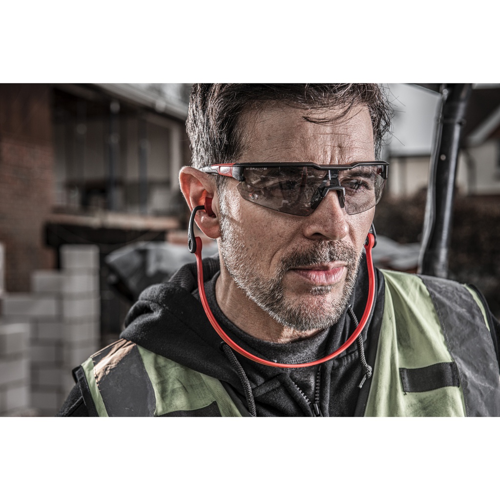 Okulary_ochronne_odporne_na_zarysowania_Milwaukee_Enhanced_Safety_Glasses_Grey_-_1pc_1
