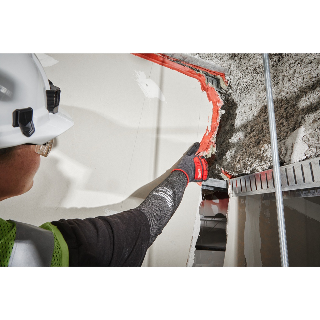 Rękawy_odporne_na_przecięcia_–_poziom_E_Milwaukee_Cut_E_Sleeves_-_45cm_6