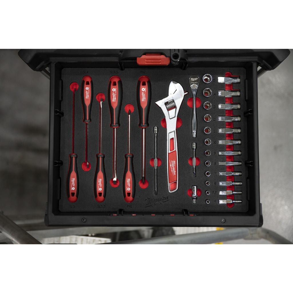 Wkładki_piankowe_do_szuflad_PACKOUT™_z_grzechotką_i_nasadkami_Milwaukee_1/4"_Ratchet_and_Socket_and_Trilobe_Screwdriver_and_Wrench_Set_Foam_Insert_1