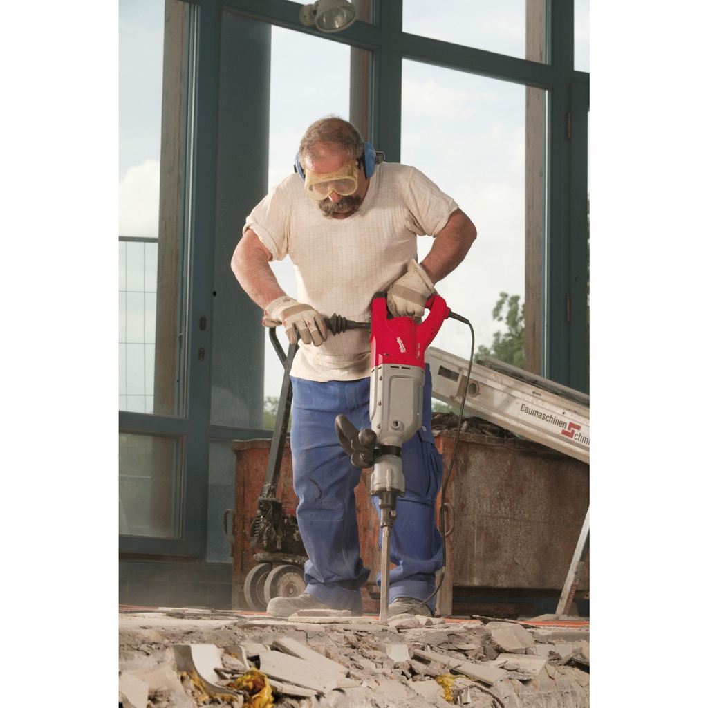 Młot_wyburzeniowy_w_klasie_10_kg_Milwaukee_K_900_K_2