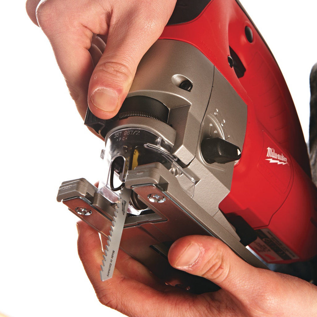 Wyrzynarka_z_uchwytem_żelazkowym_Milwaukee_JSPE_135_TX_12