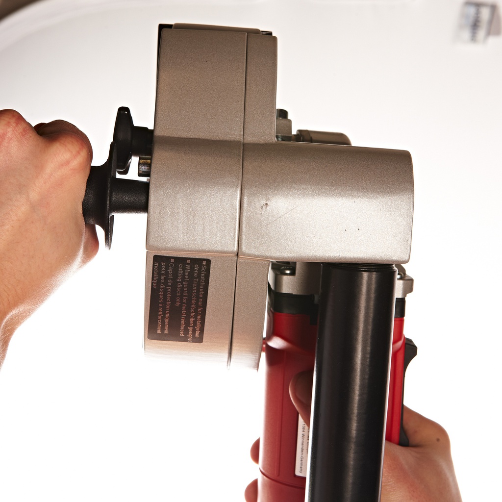 Bruzdownica_o_mocy_1500W_125_mm_(głębokość_cięcia_30_mm)_Milwaukee_WCE_30_6