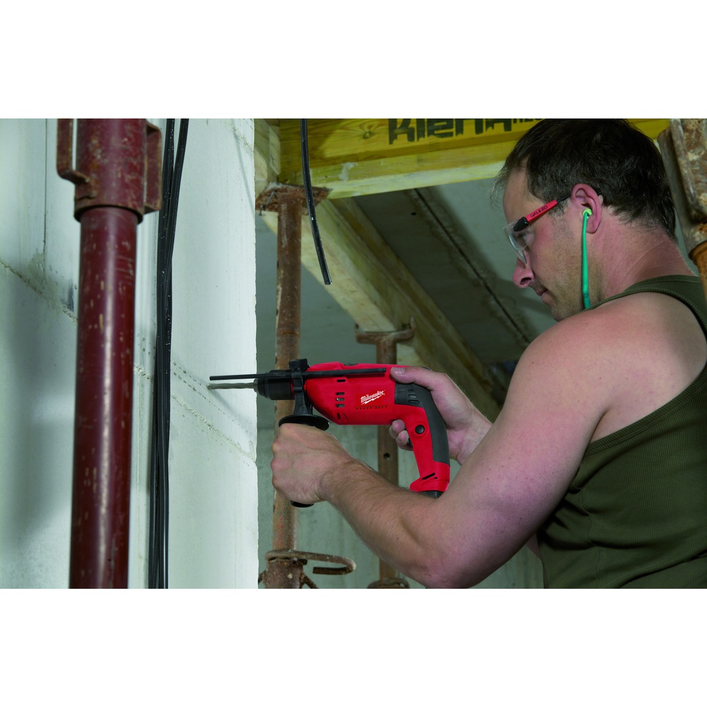 1-biegowa_wiertarka_udarowa_o_mocy_630W_Milwaukee_PDE_13_RX_1
