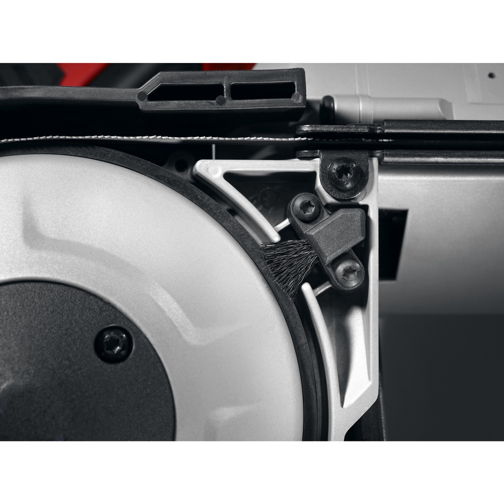 Pilarka_taśmowa_do_głębokiego_cięcia_Milwaukee_BS_125_13