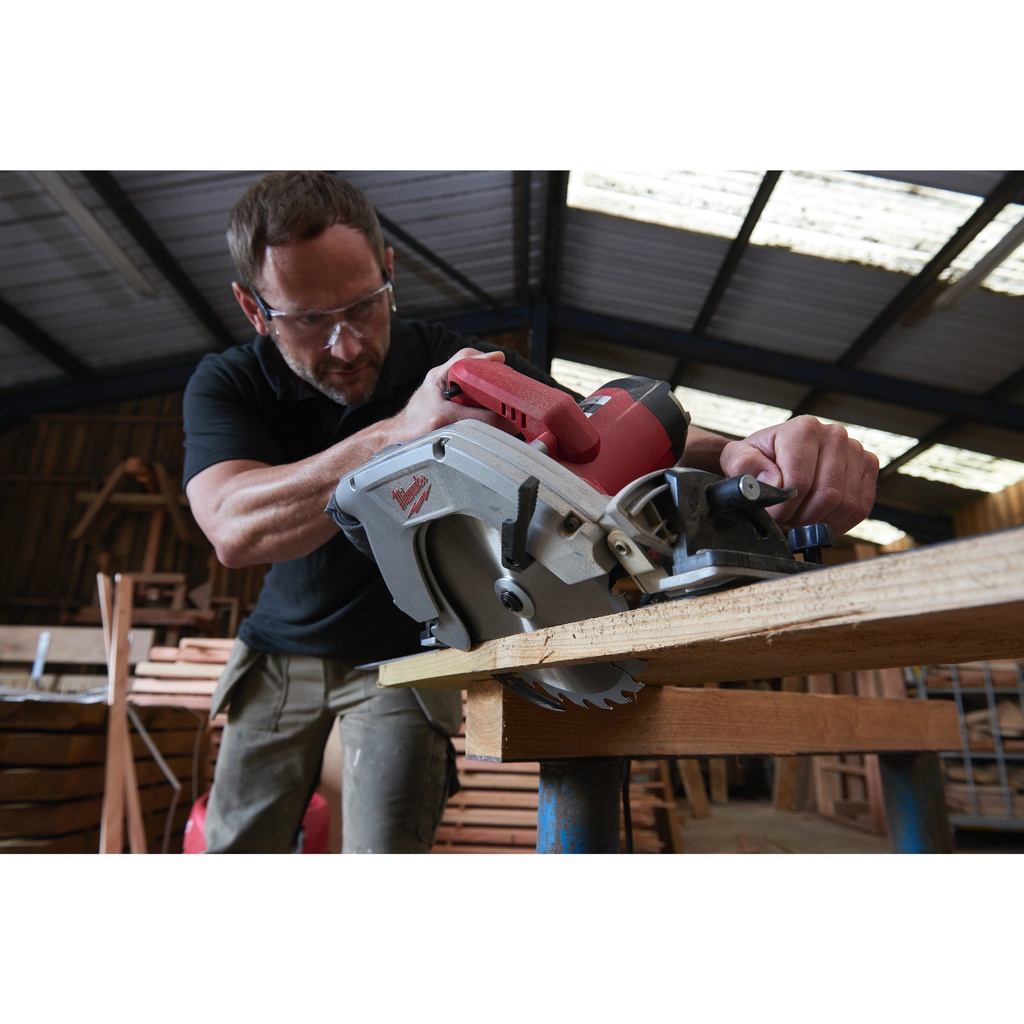 Pilarka_tarczowa_235_mm_(głębokość_cięcia_85_mm)_Milwaukee_CS_85_CBE_2