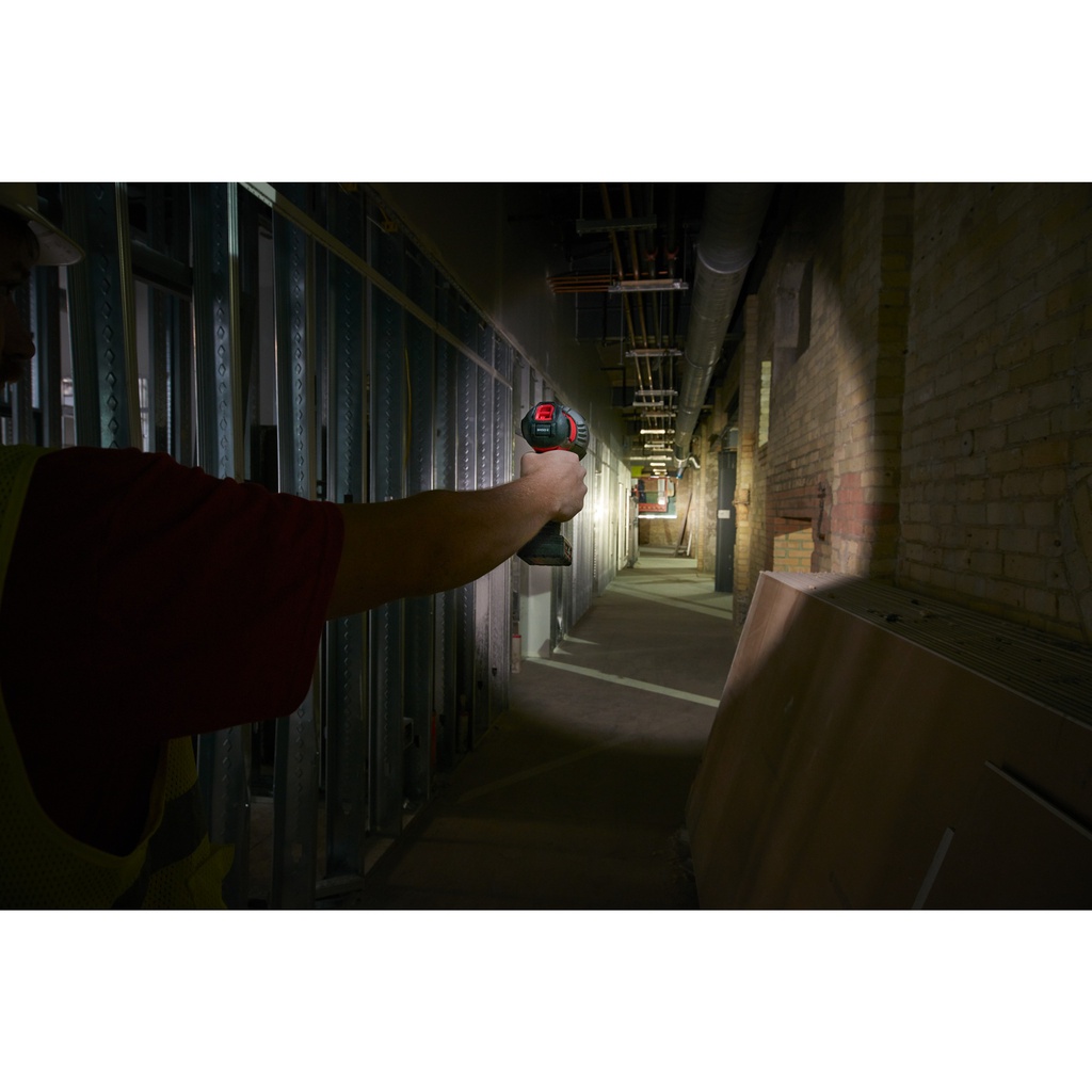 M12™_reflektor_LED_Milwaukee_M12_SLED-0_1