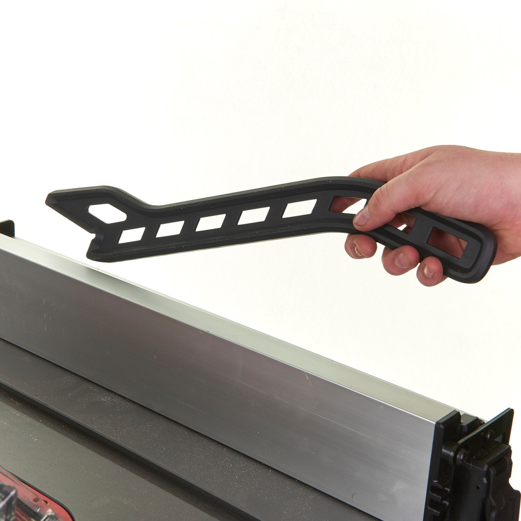 M18_FUEL™_ONE-KEY™_Stołowa_pilarka_tarczowa_Milwaukee_M18_FTS210-121B_17