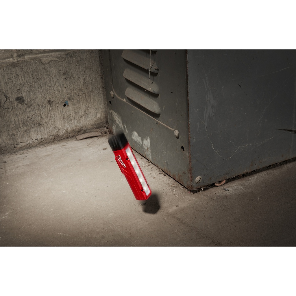 Latarka_Alkaliczna_Milwaukee_FL-LED_2