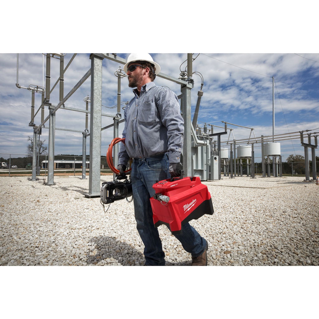 M18™_Pompa_hydrauliczna_Milwaukee_M18_HUP700-121_7