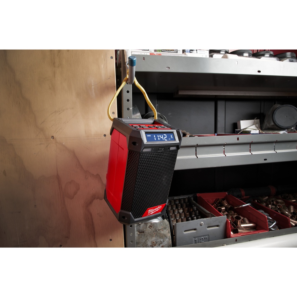 M12™_Radio_budowalne_DAB+_z_ładowarką_Milwaukee_M12_RCDAB+-0_10