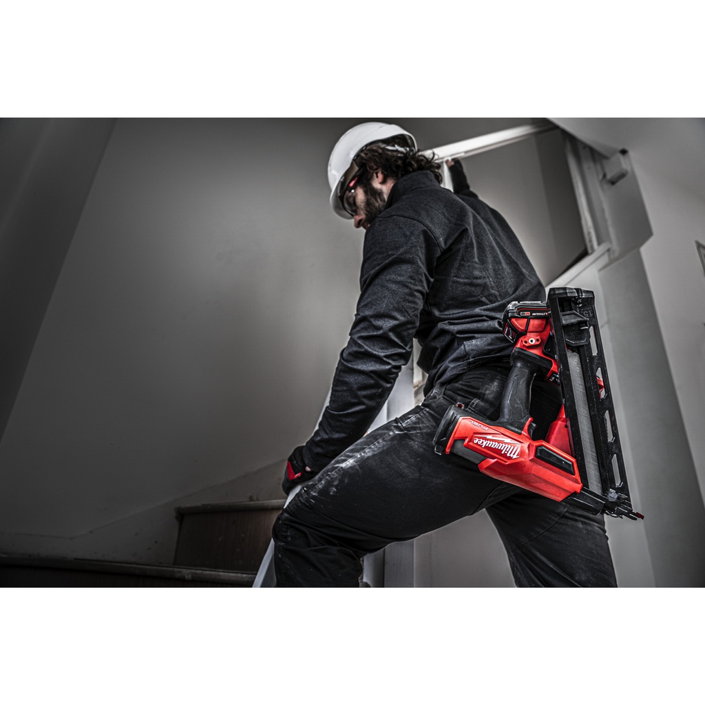 M18_FUEL_15_GA_gwoździarka_Milwaukee_M18_FN15GA-0X_12