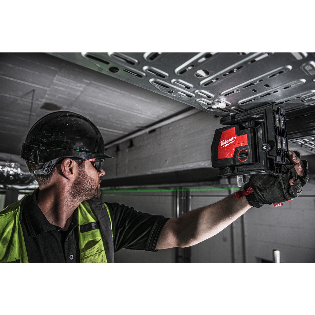 REDLITHIUM™_USB_laser_zielony_krzyżowy_Milwaukee_L4_CLL-301C_11