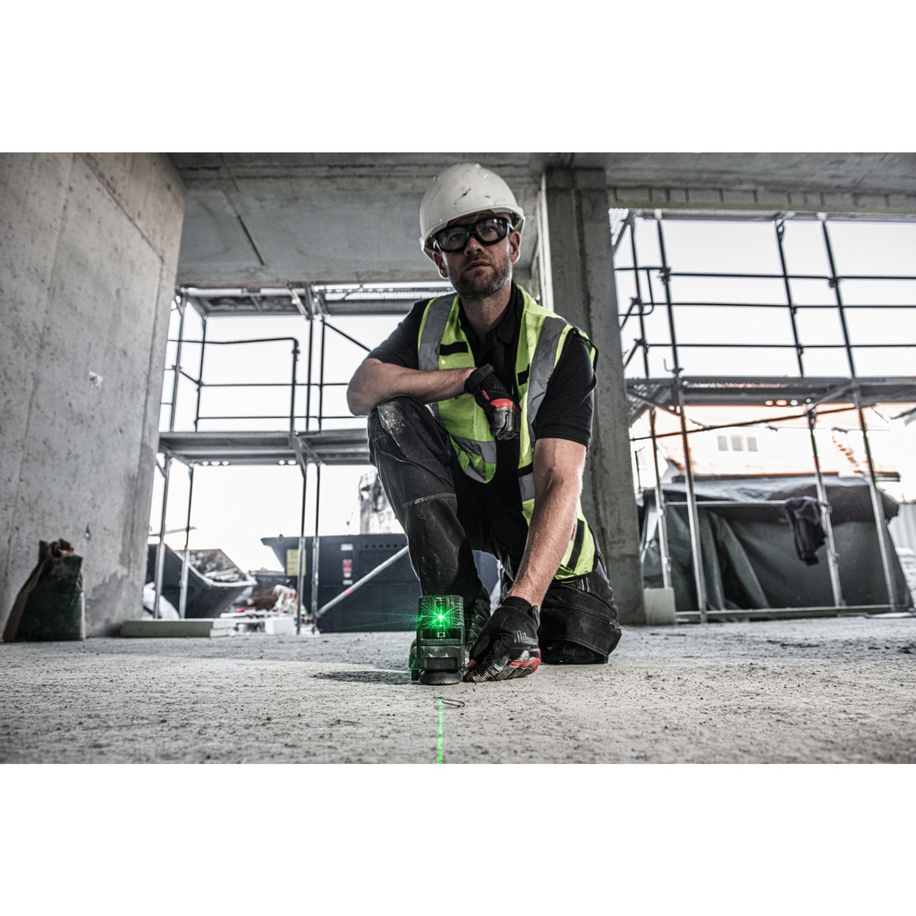 REDLITHIUM™_USB_laser_zielony_krzyżowy_Milwaukee_L4_CLL-301C_13