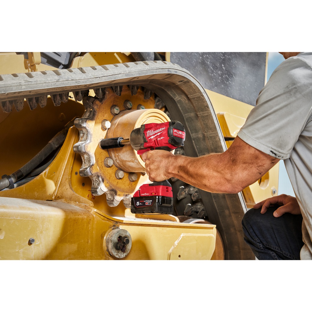 M18_FUEL™_ONE-KEY™_Klucz_udarowy_½″_z_długim_wrzecionem_i_pierścieniem_Milwaukee_M18_ONEFHIWF12E-0X_12