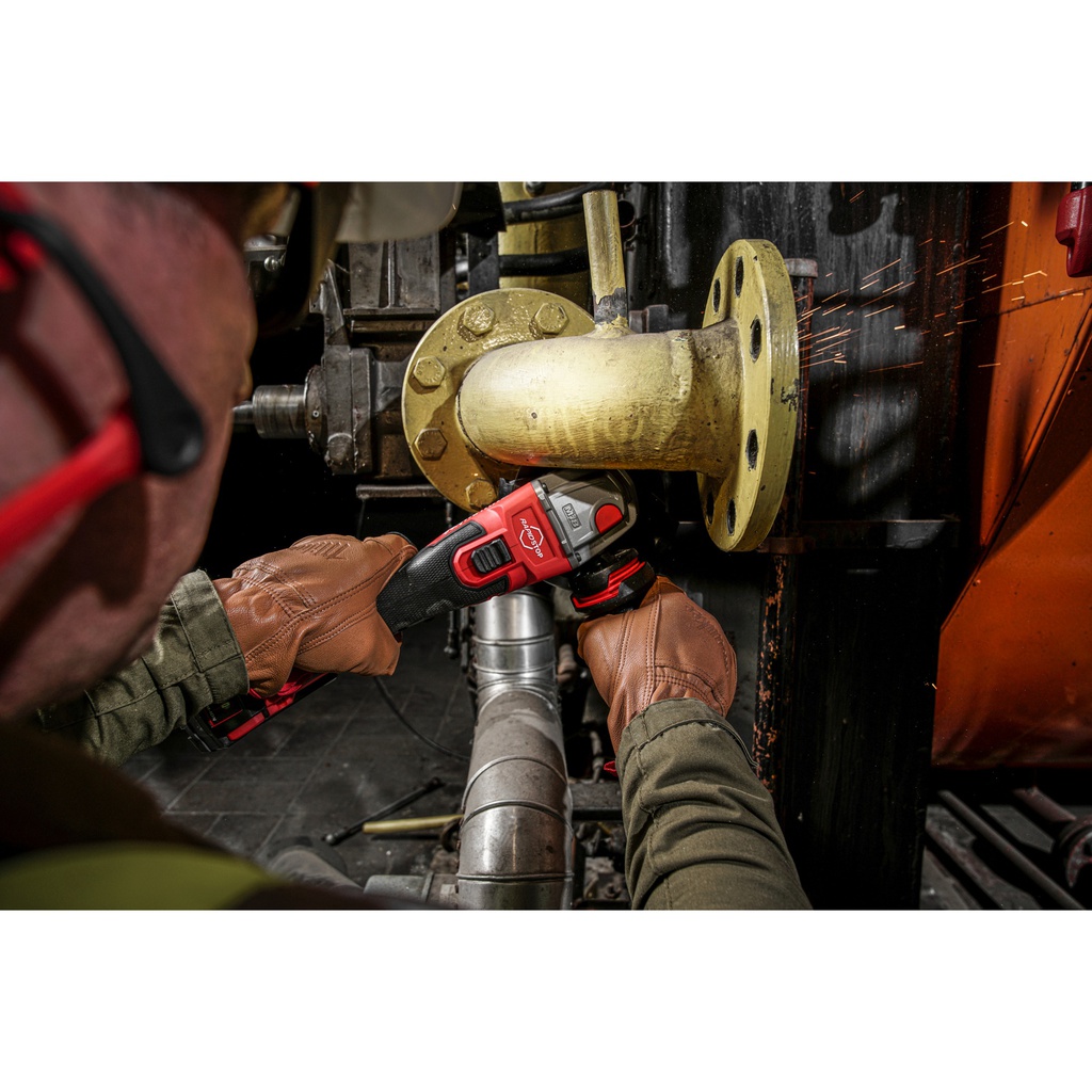 M18_FUEL™_ONE-KEY™_125_mm_szlifierka_kątowa_z_hamulcem_i_przełącznikiem_suwakowym_Milwaukee_M18_ONEFSAG125XB-0X_2