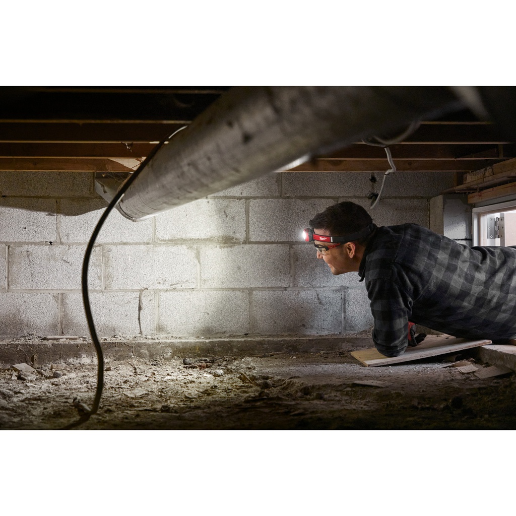 Akumulatorowa_latarka-czołówka_450_lumenów_z_wewnętrznym_akumulatorem_ładowanym_po_złączu_USB_Milwaukee_IR_HL450_10