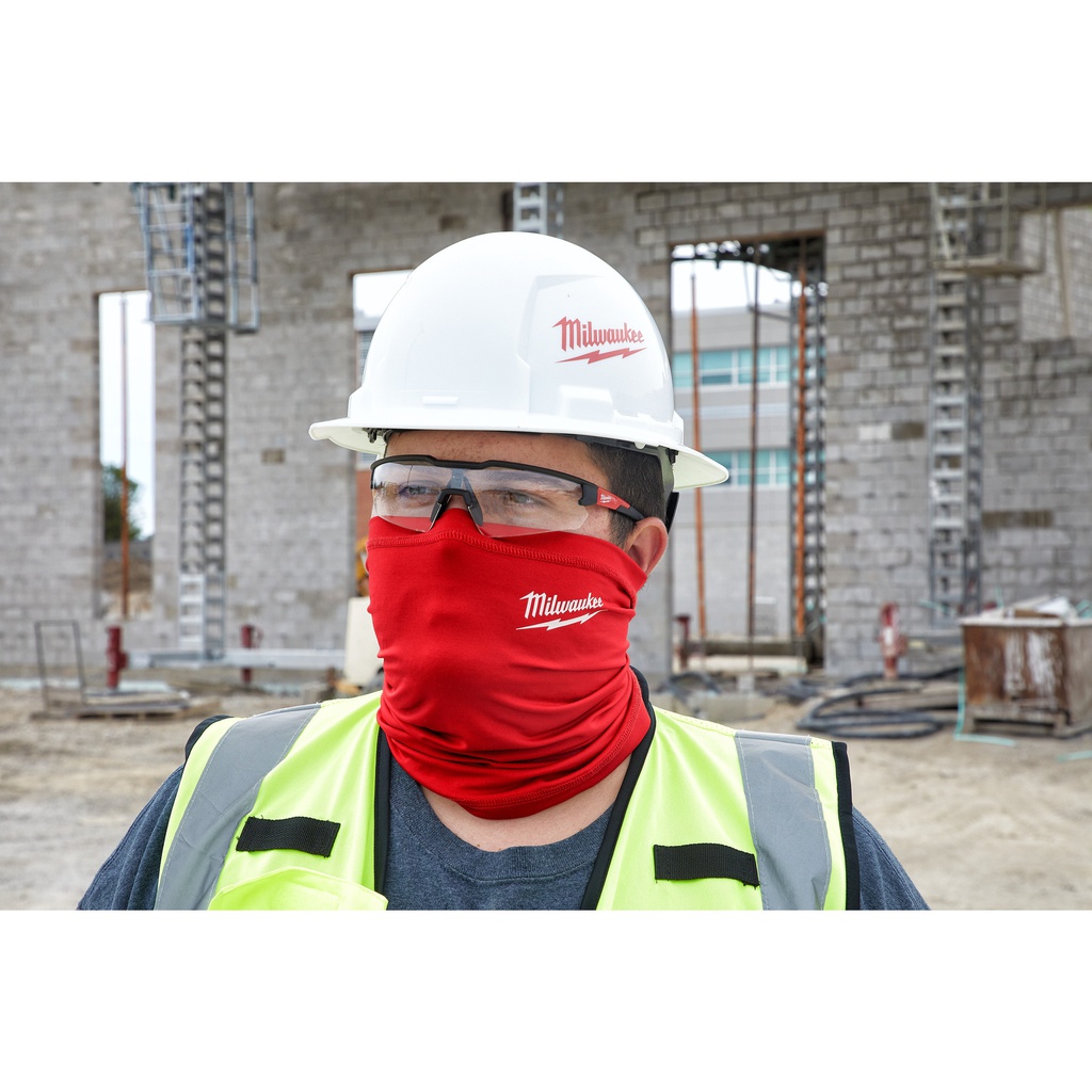 Chusta_ochronna_na_nos,_usta_i_szyję_Milwaukee_NGFM-R_3