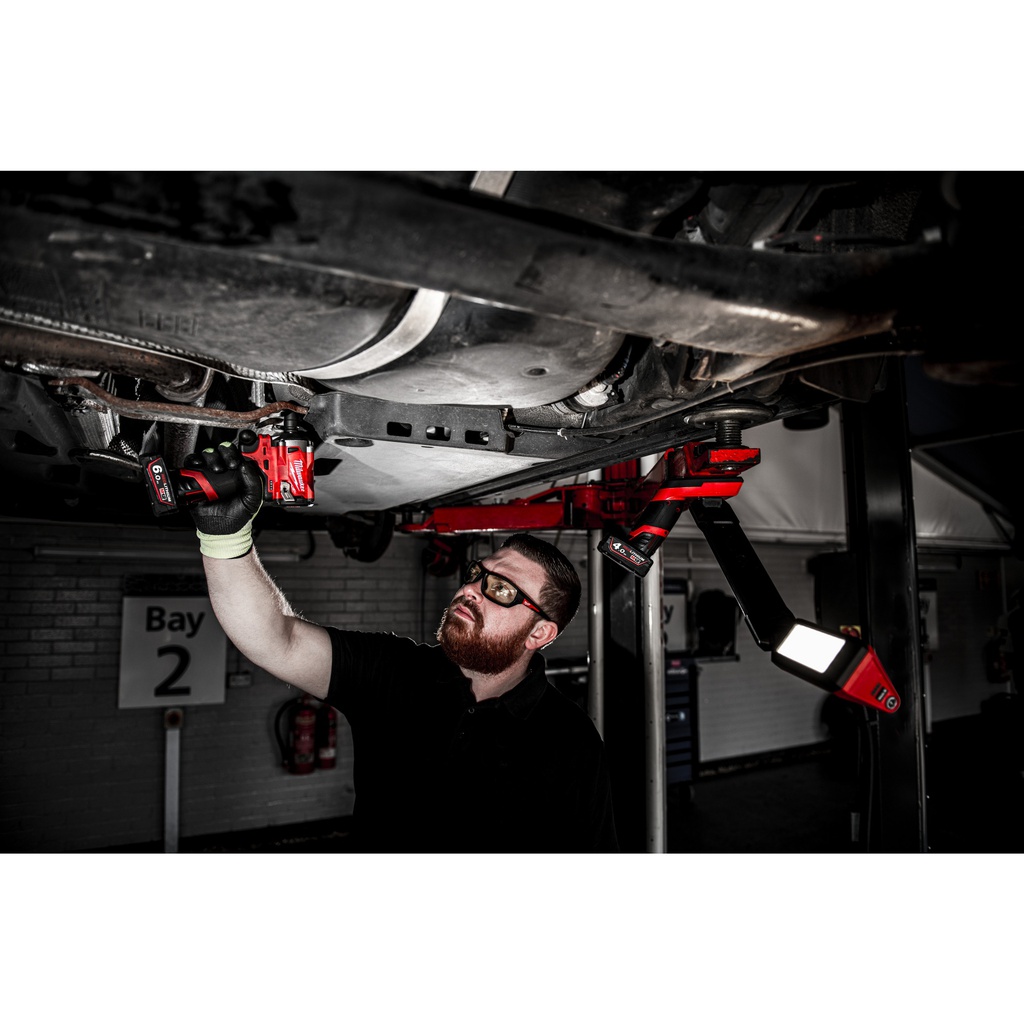 M12™_Oświetlenie_podwozia_Milwaukee_M12_UCL-0_7