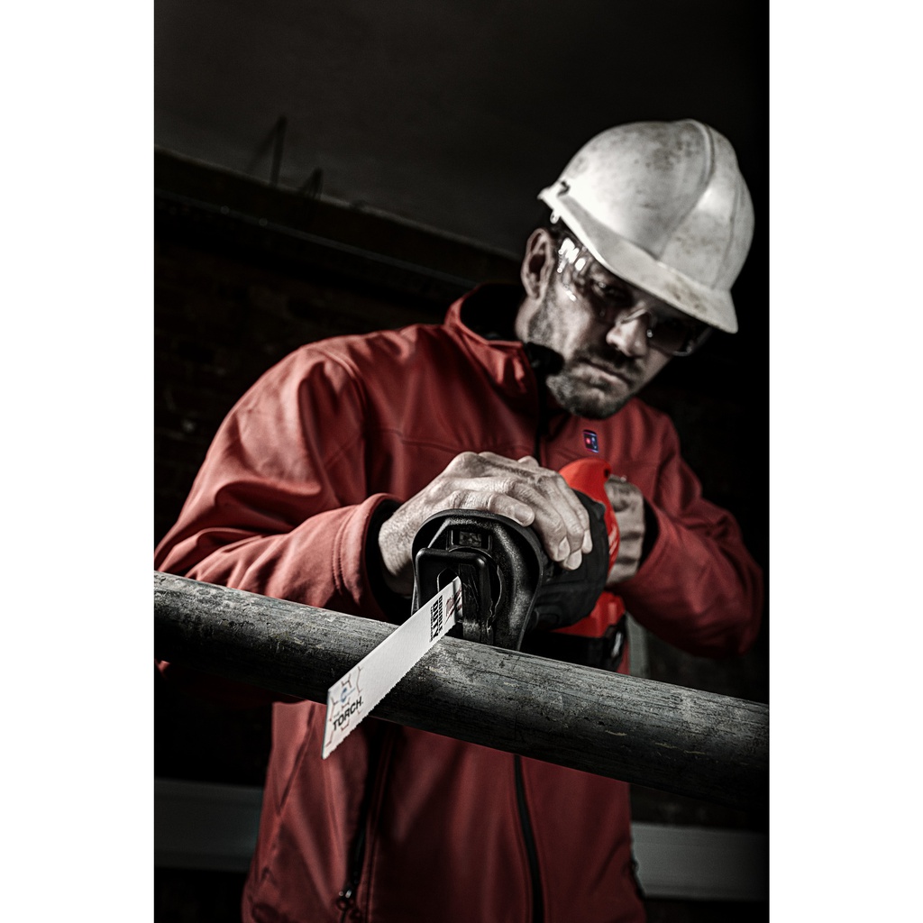 Metal:_prace_przy_dużych_obciążeniach_Milwaukee_TIH_230_x_14_Tpi_-_5_pcs_2