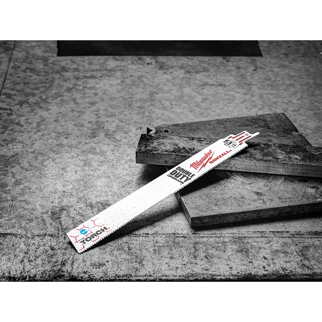 Metal:_prace_przy_dużych_obciążeniach_Milwaukee_TIH_230_x_14_Tpi_-_5_pcs_5